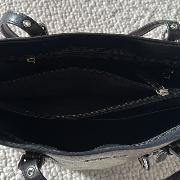 Michael Kors Purse - holographic shiny - Picture 5 of 7